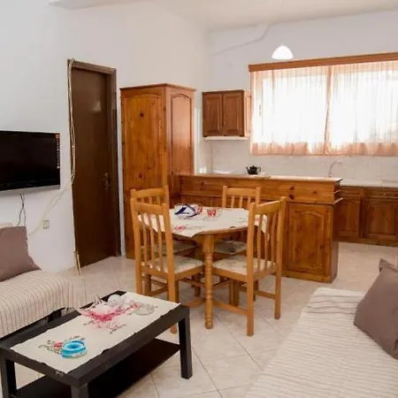 דירה Sette Isole Countryside Retreat Near Egremni