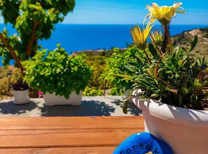 Sette Isole Countryside Retreat Near Egremni