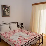 Sette Isole Countryside Retreat Near Egremni *