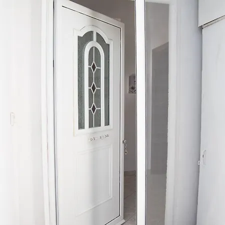 Sette Isole Countryside Retreat Near Egremni