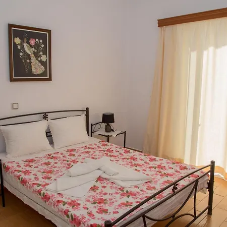 Sette Isole Countryside Retreat Near Egremni *