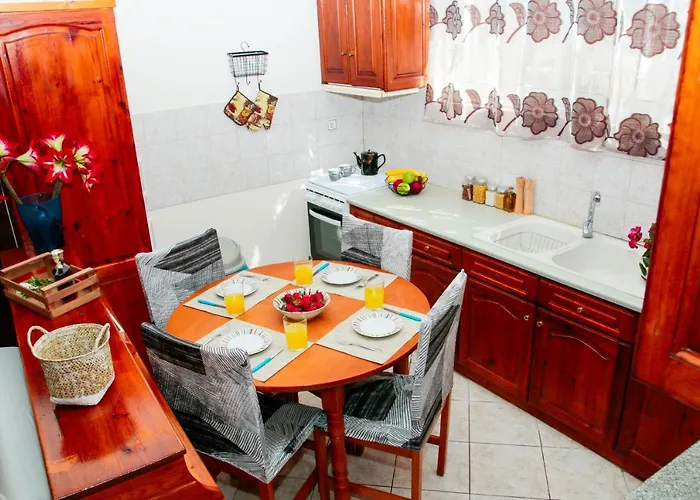 Sette Isole Countryside Retreat Near Egremni Apartment